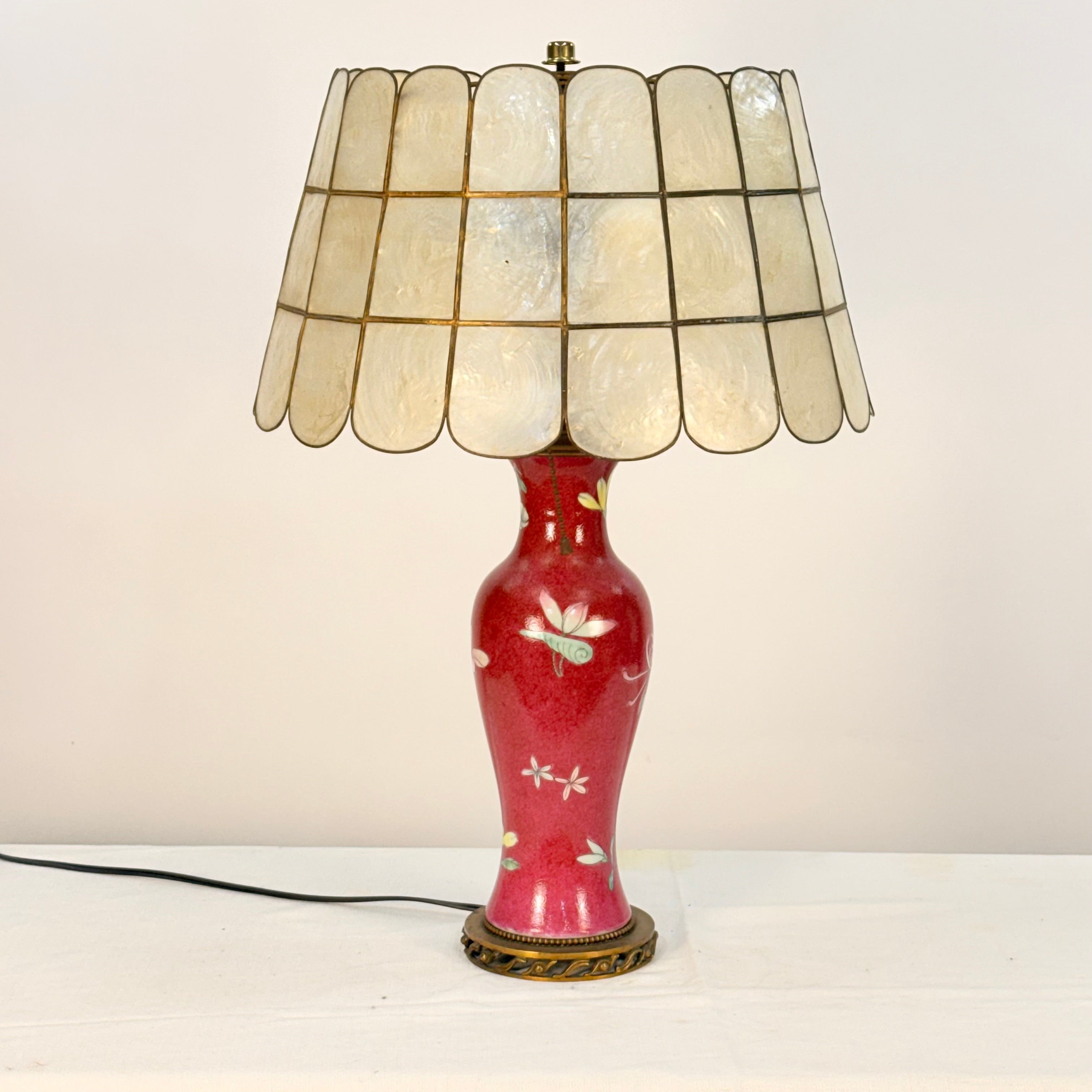 Vintage Asian Vase Lamp