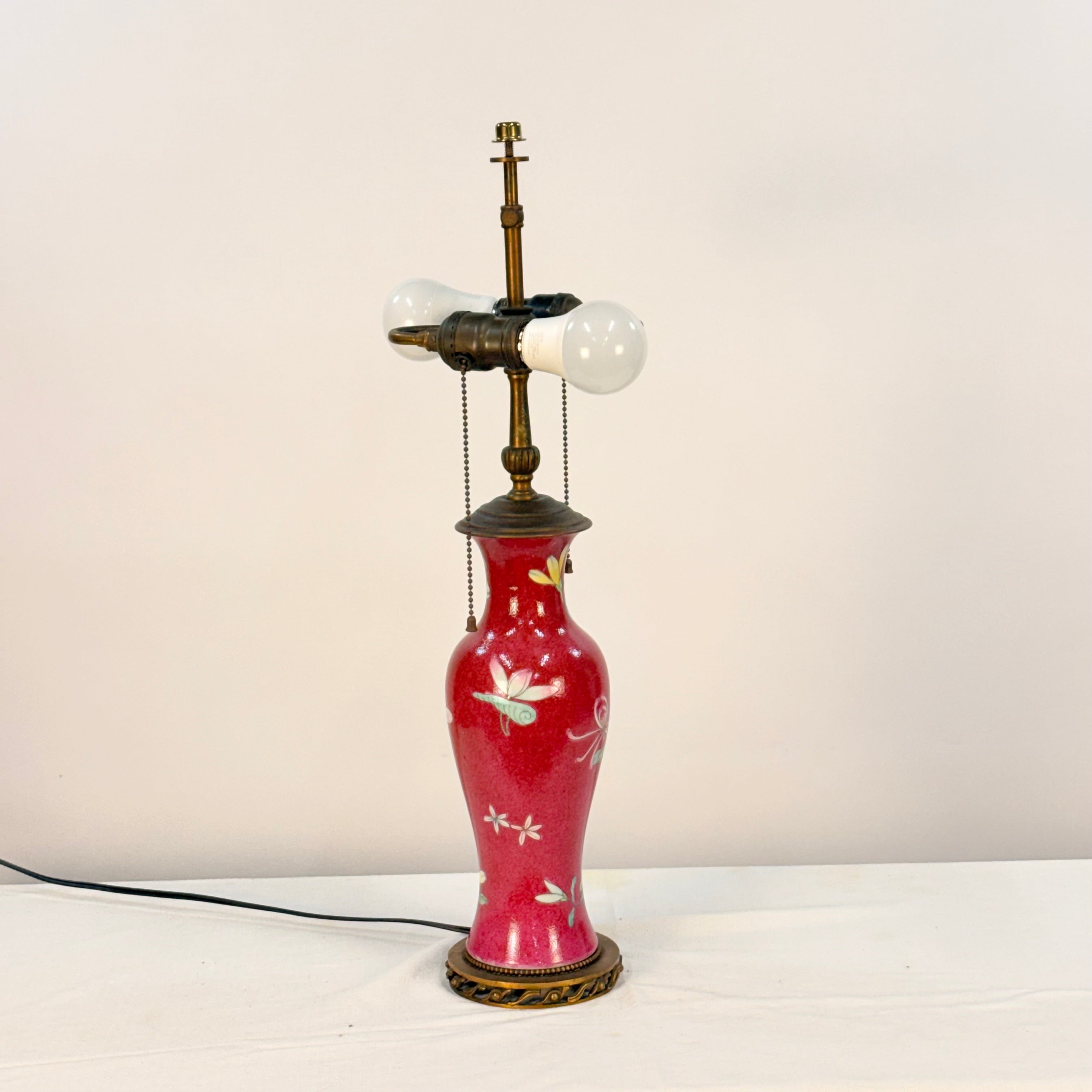 Vintage Asian Vase Lamp