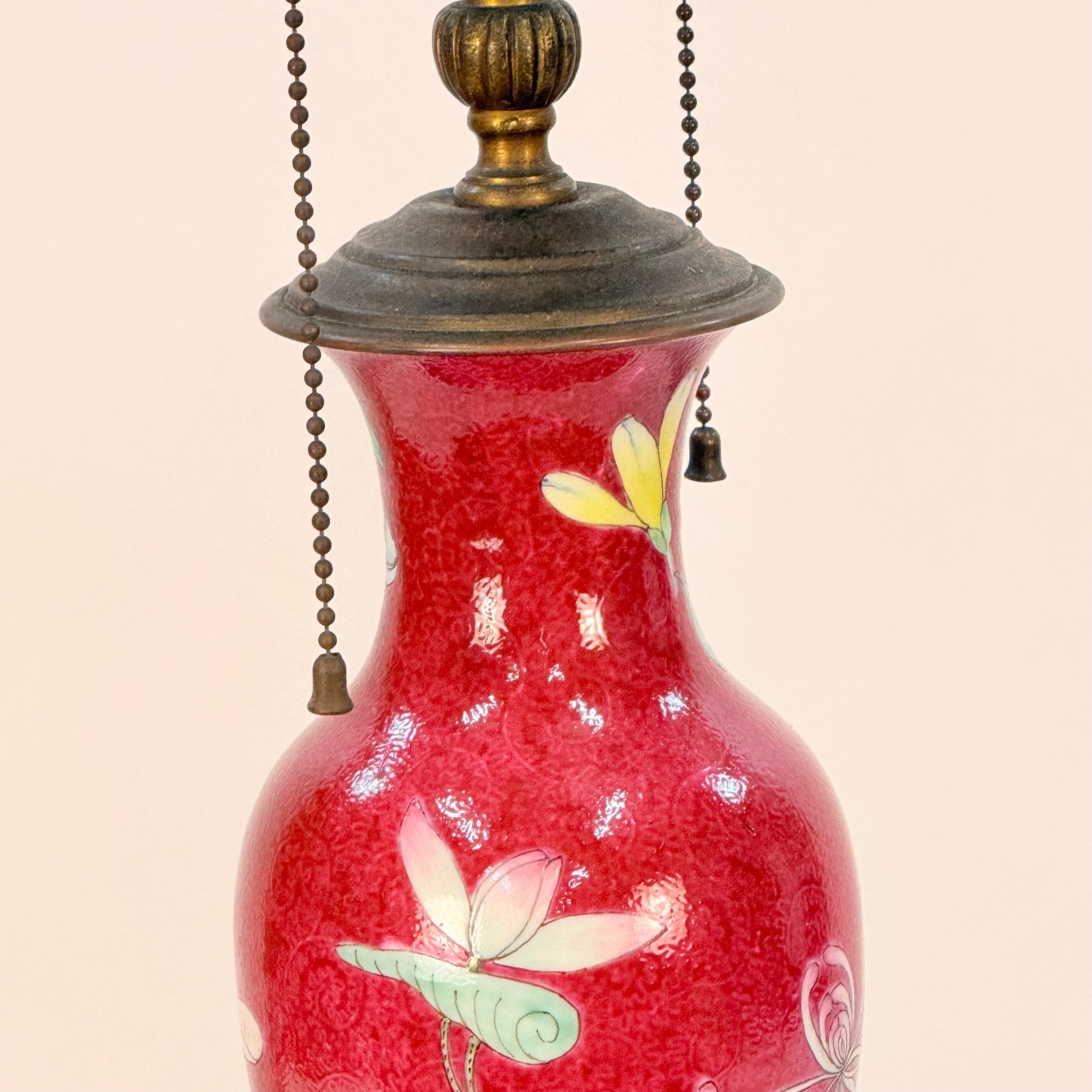 Vintage Asian Vase Lamp