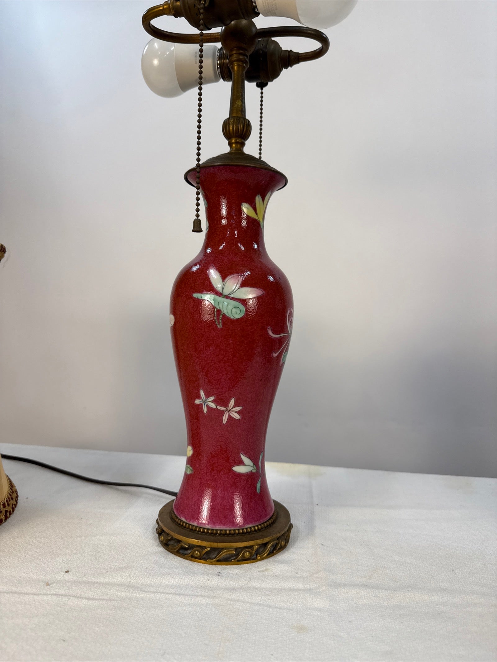 Vintage Asian Vase Lamp