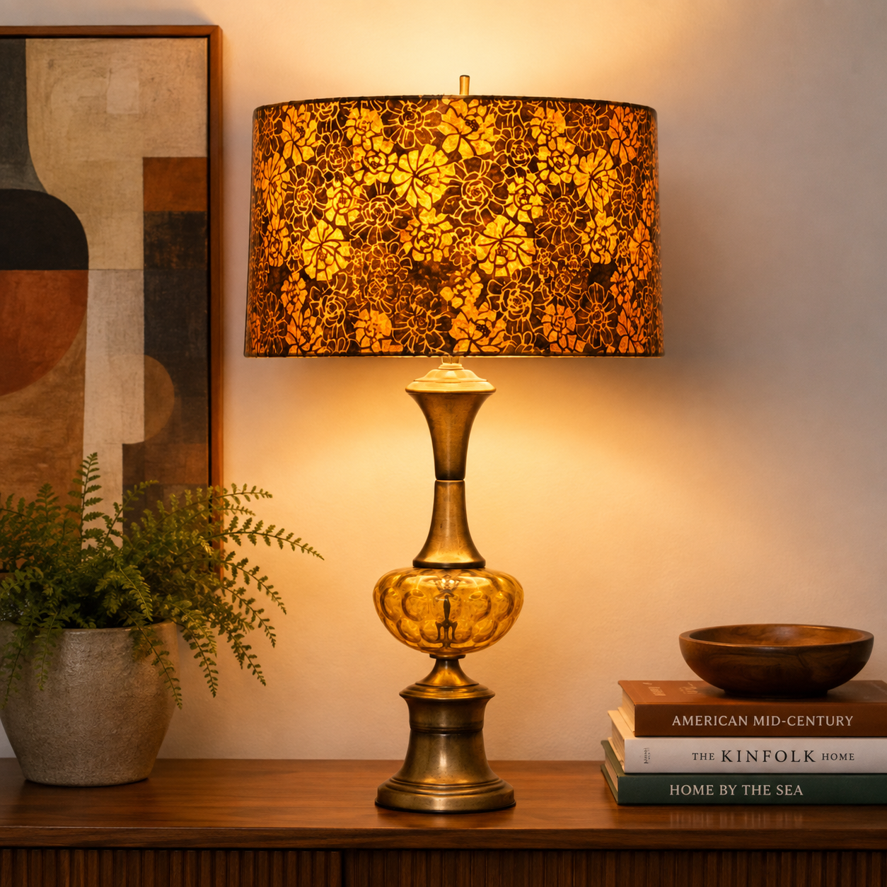 Vintage Mid Century Modern Amber Glass Table Lamp | Brass Tone MCM Lighting