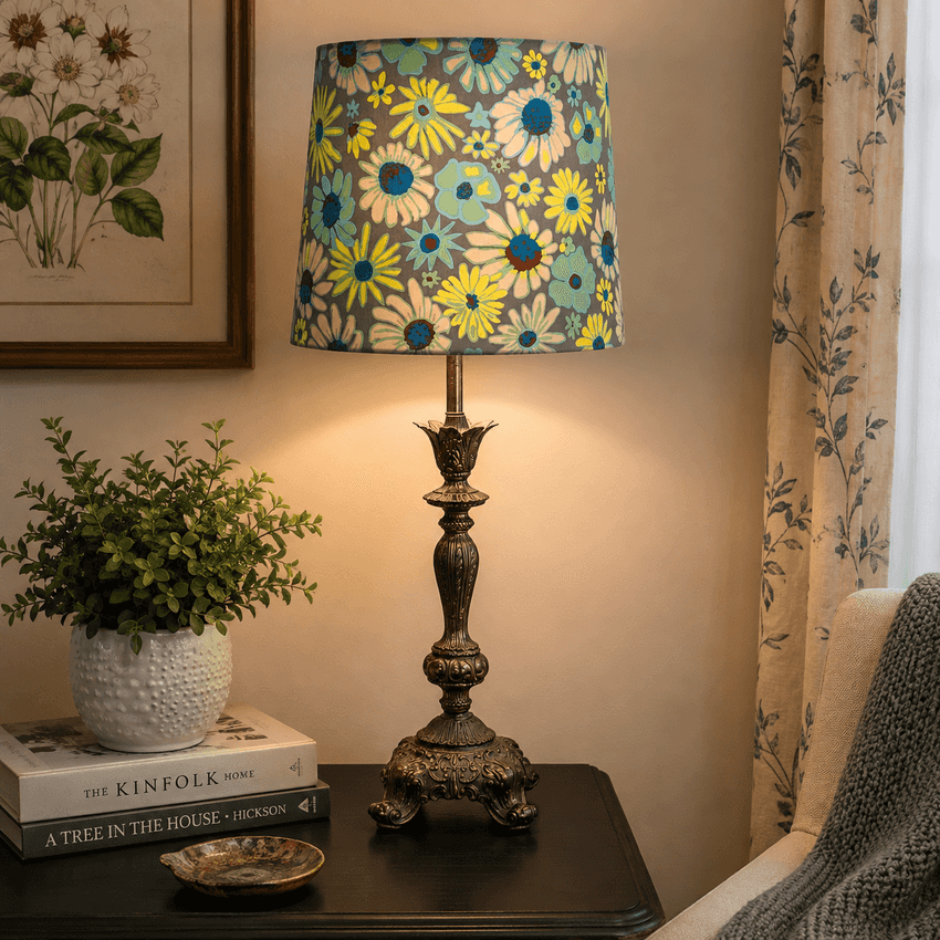Vintage Hollywood Regency Ornate Cast Metal Table Lamp 31” Tall