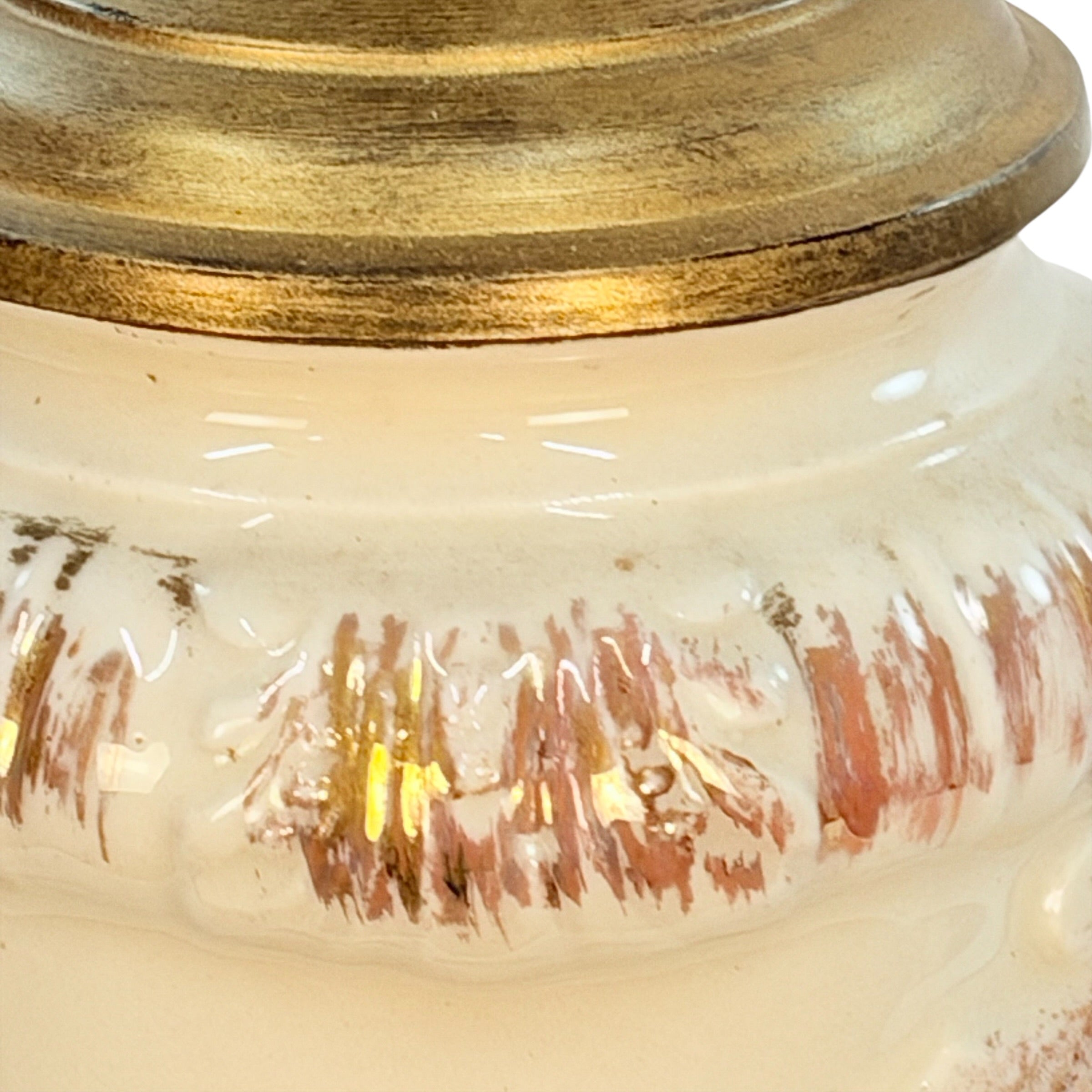 Vintage Cream Ceramic Table Lamp with Gold 3D Floral Spiral Hollywood Regency Ornate Accent Lamp