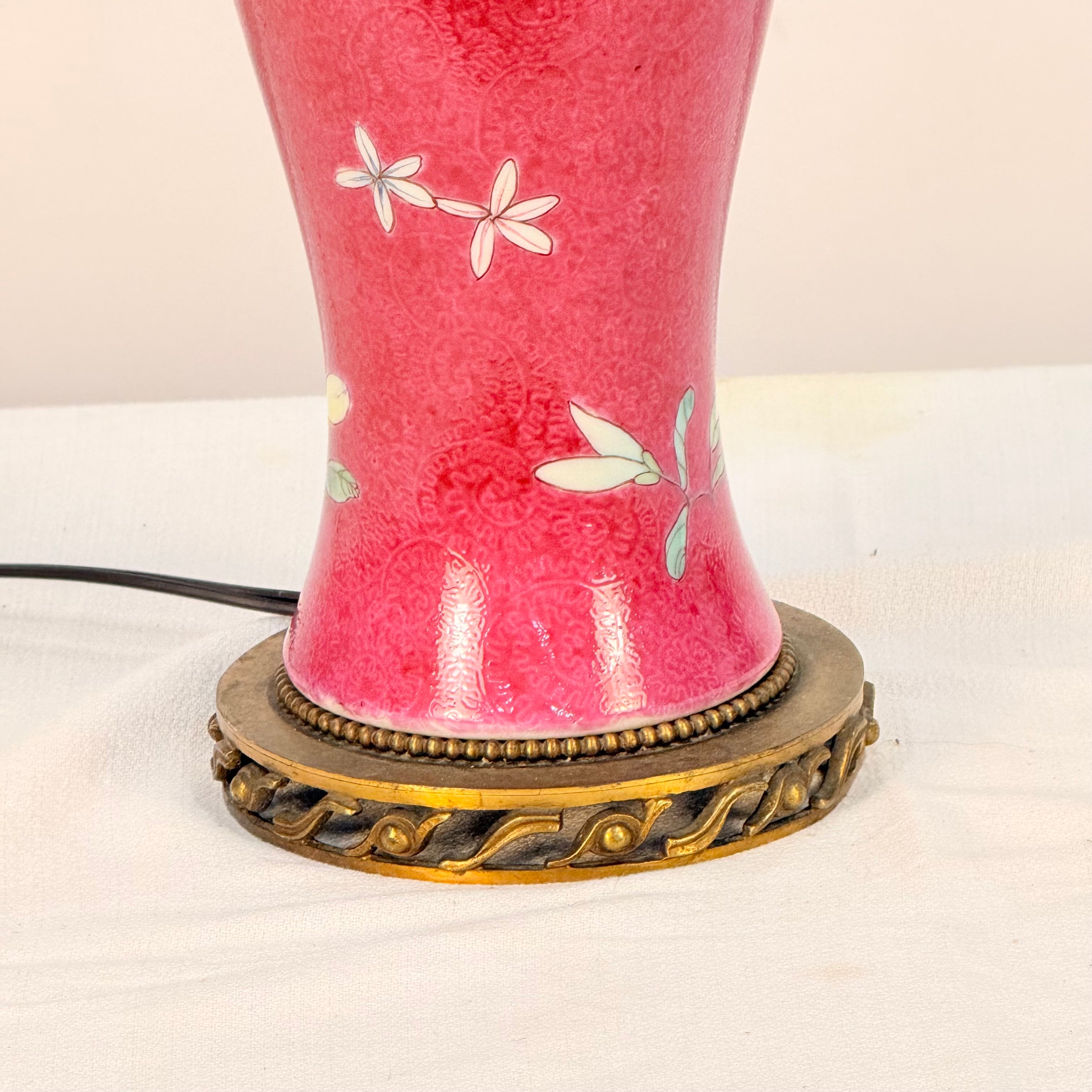 Vintage Asian Vase Lamp