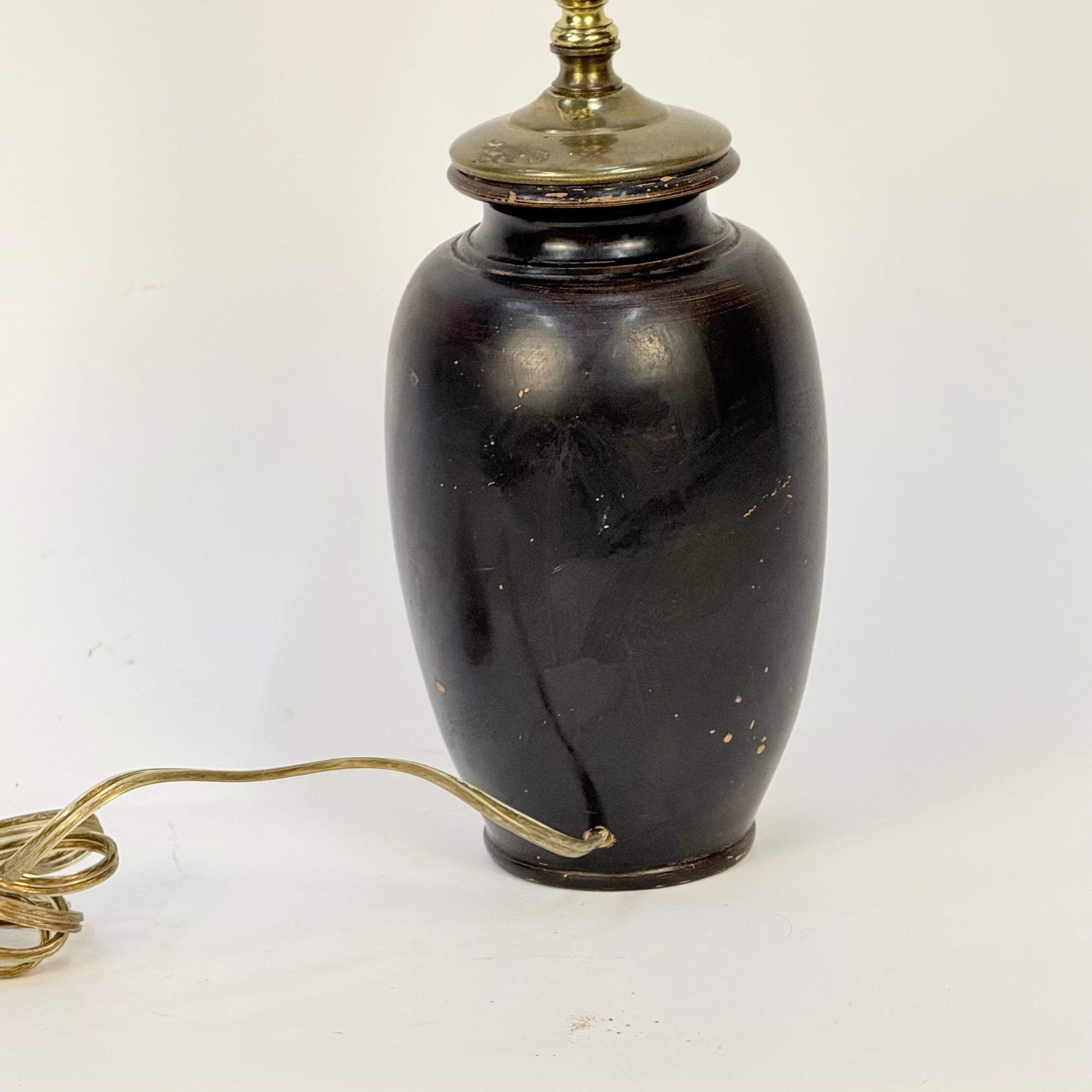 Small Japanese Vase Lamp
