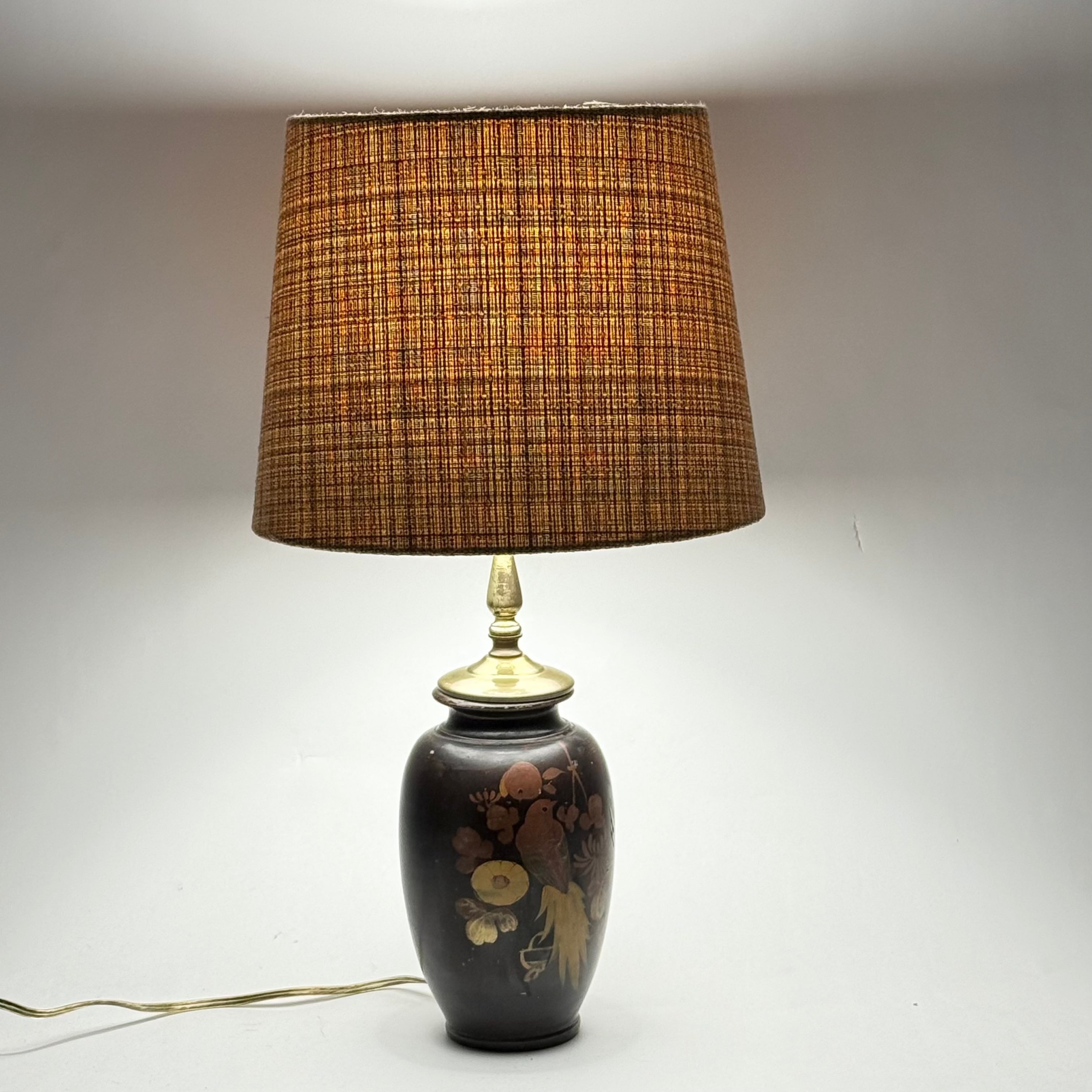 Small Japanese Vase Lamp