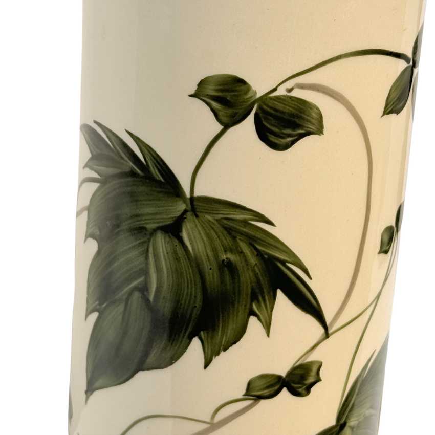 Vintage Hand Painted Ivy Ceramic Table Lamp Signed Viky 24.75" Botanical Lamp