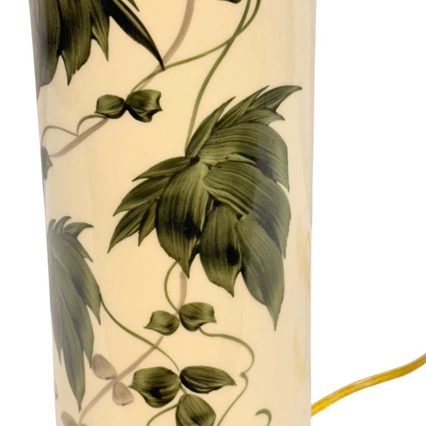 Vintage Hand Painted Ivy Ceramic Table Lamp Signed Viky 24.75" Botanical Lamp