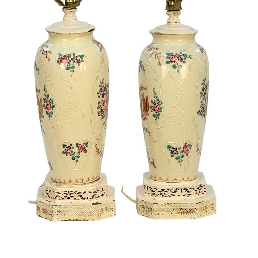 Vintage Squirrel Crest Table Lamps Pair, Hand Painted Floral Ceramic Lamps, Pink Rose Lamps, Ornate Filigree Bases