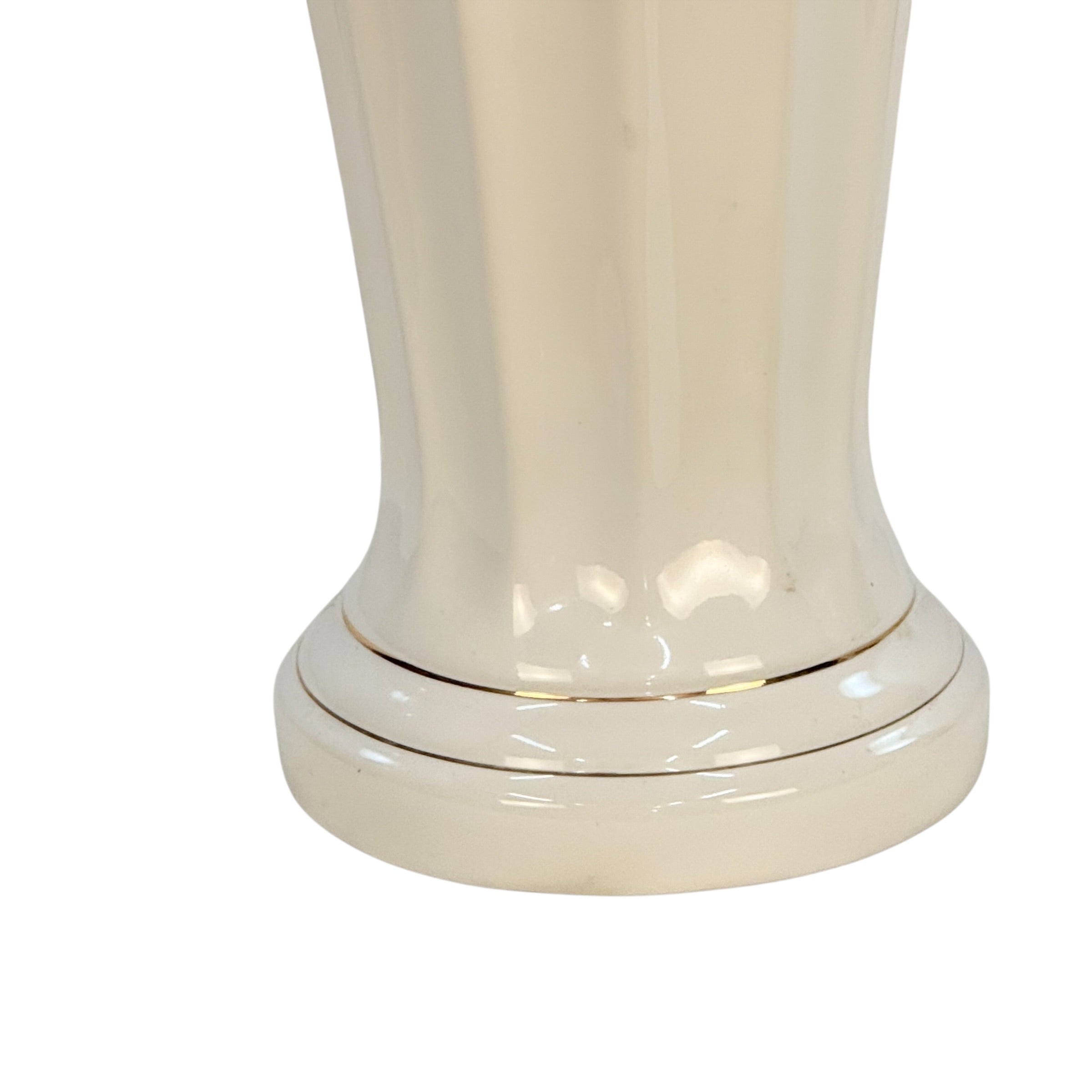 Vintage White Ceramic Table Lamp Gold Accents – 30” Mid Century Hollywood Regency Fluted MCM Lamp