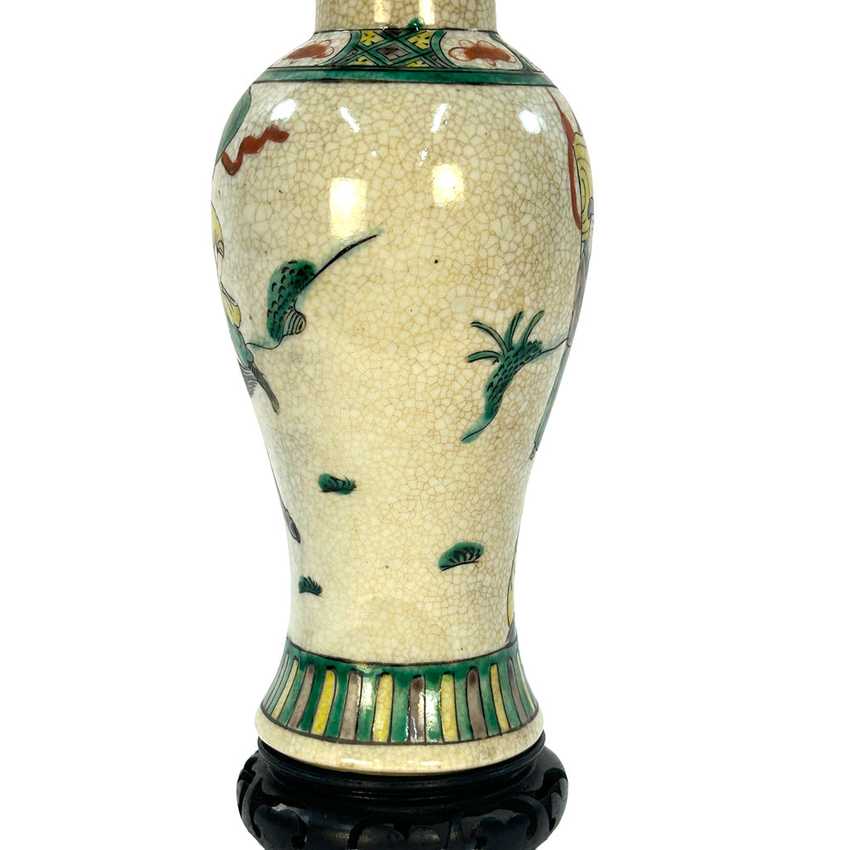 19th Century Antique Chinese Famille Verte Battle Scene Vase Lamp | Crackle Glaze Ge-Ware Warrior Porcelain Light | Hand-Painted Qing Dynasty Curio