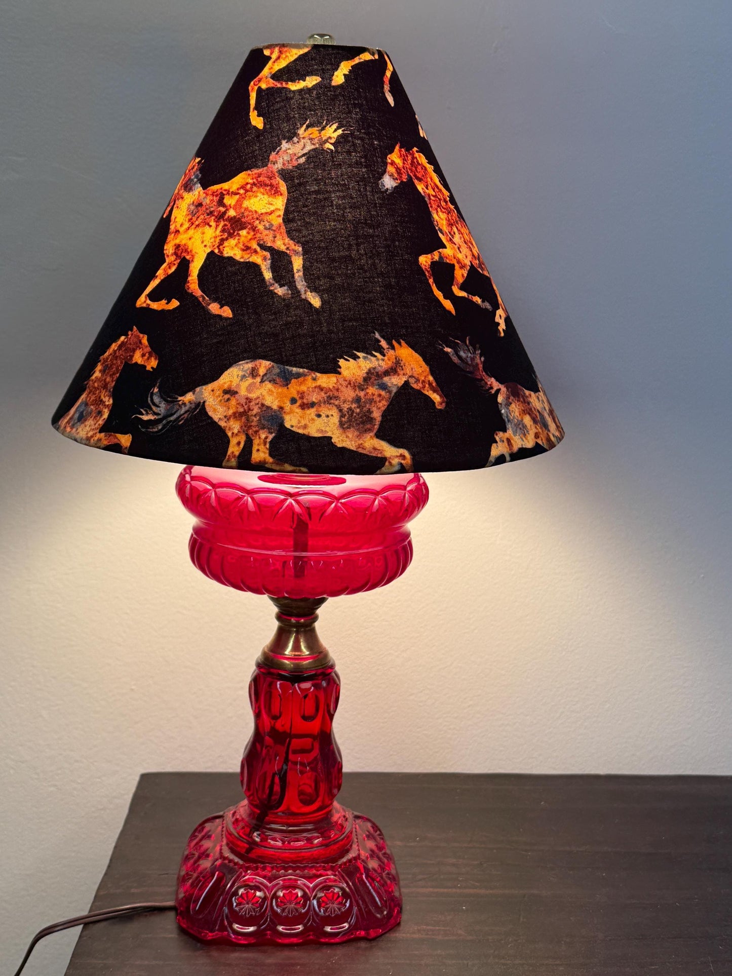 Equine Cone Shade, Brown Horses on Black