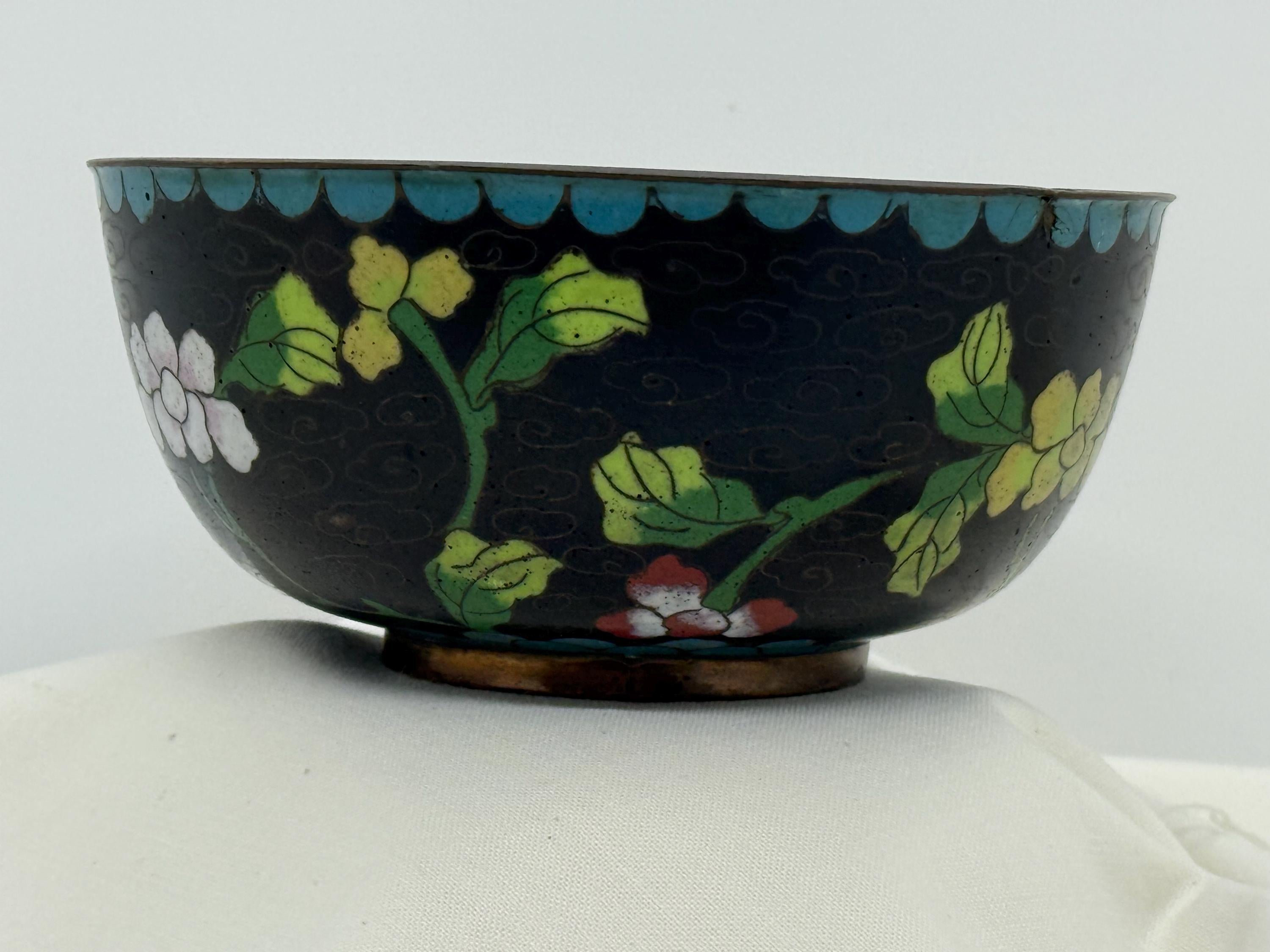 Vintage Chinese Cloisonné Bowl 4.5”