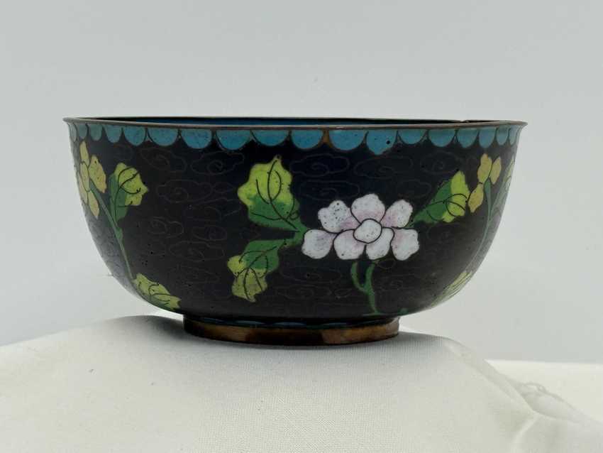 Vintage Chinese Cloisonné Bowl 4.5”
