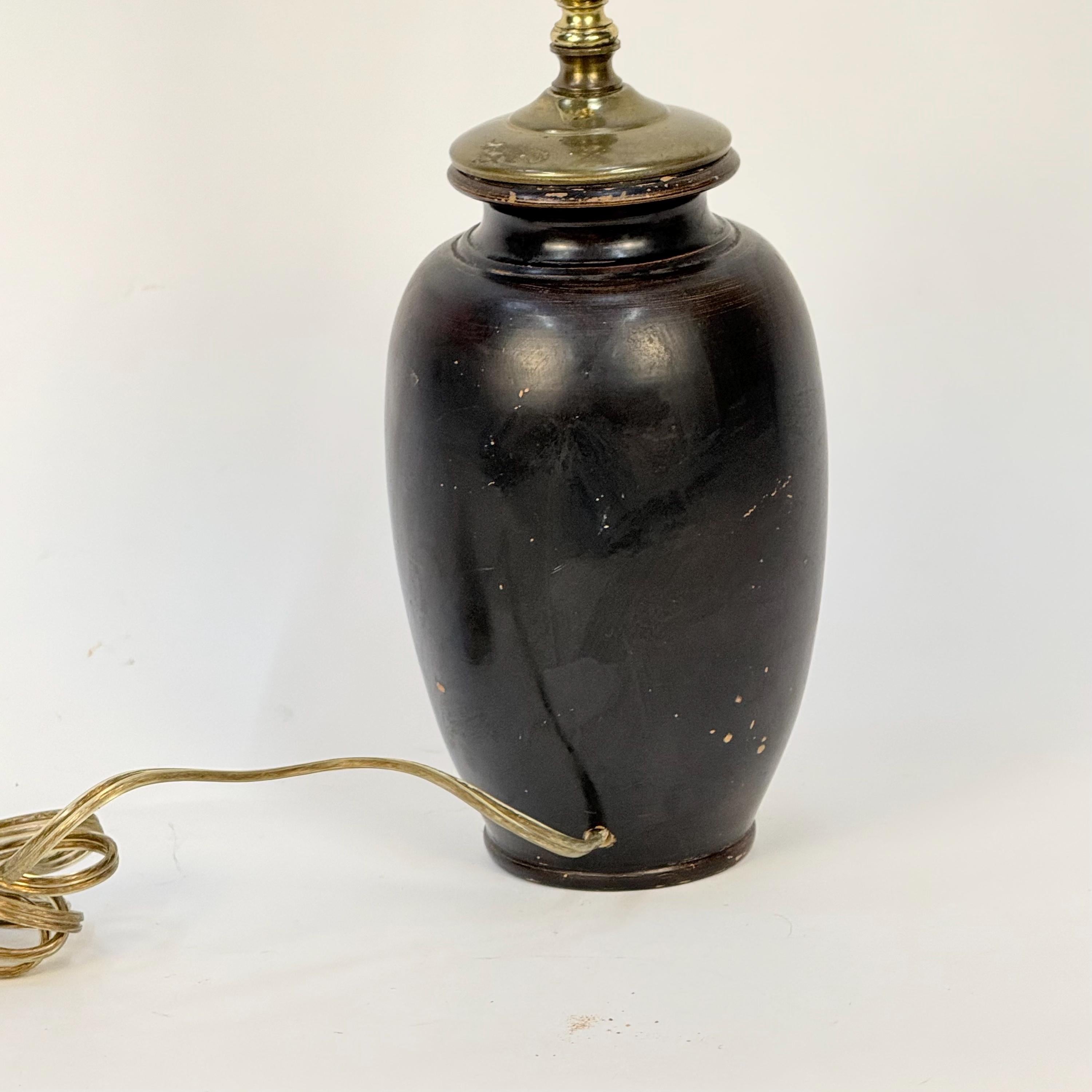 Small Japanese Vase Lamp