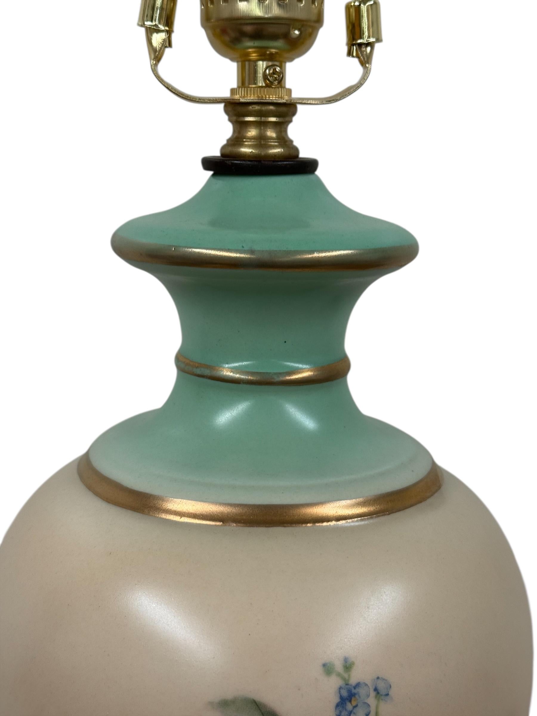Vintage ceramic Floral Bouquet Lamp, Home Decor Lamp, Table Accent Vintage Lamp