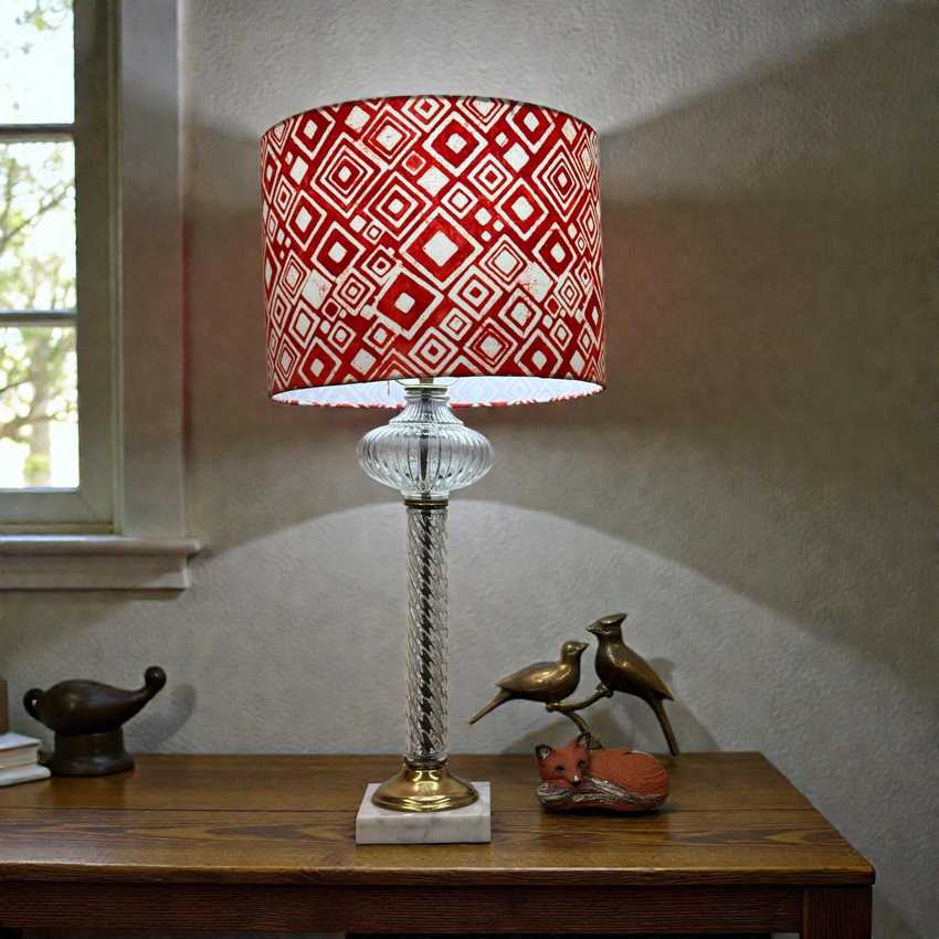 Tall Swirled Ribbed Glass Lamp, Textured Table Lamp, Modern Contemporary Swirled Lamp