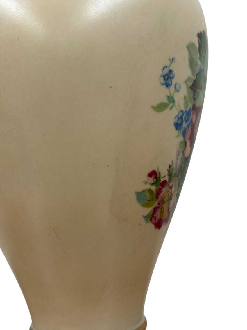Vintage ceramic Floral Bouquet Lamp, Home Decor Lamp, Table Accent Vintage Lamp