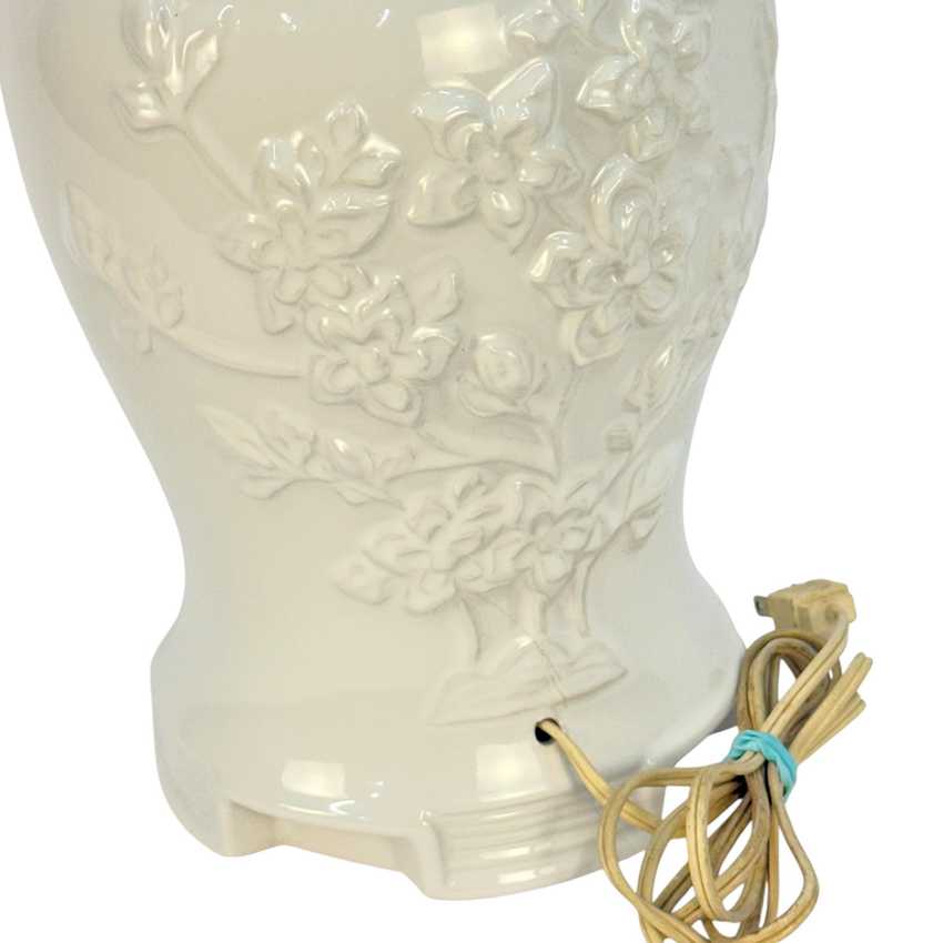 White Ginger Jar Style Lamp