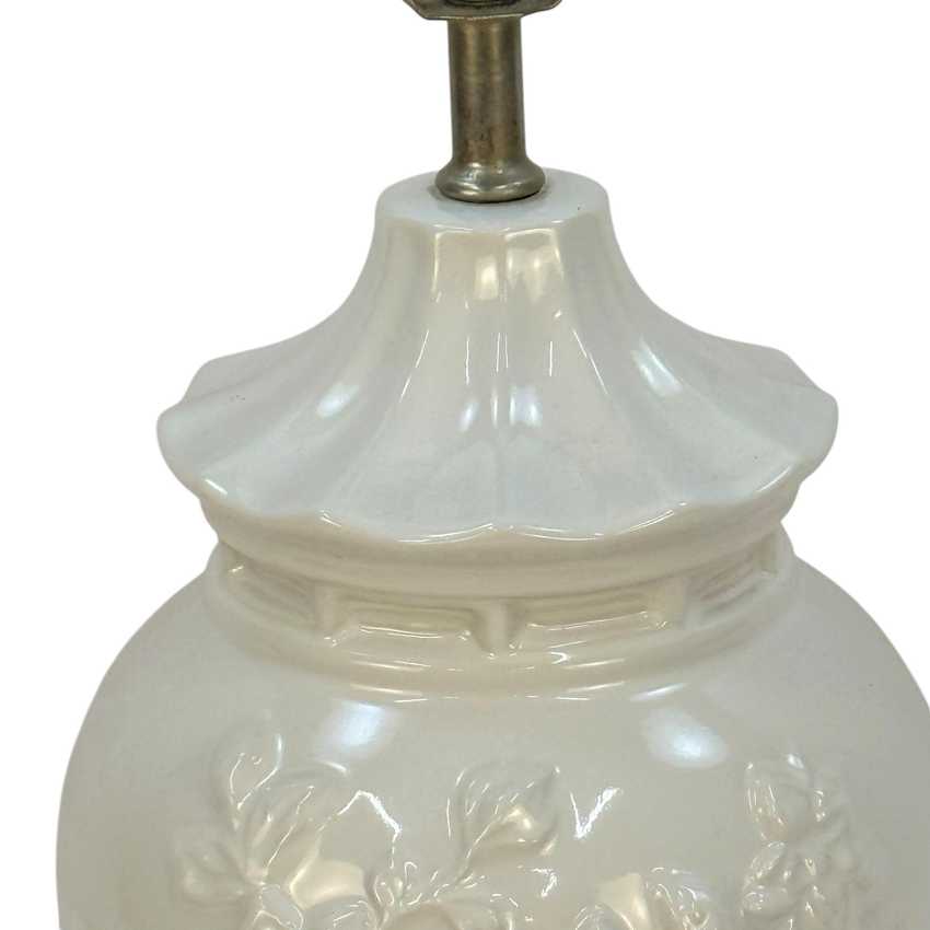 White Ginger Jar Style Lamp