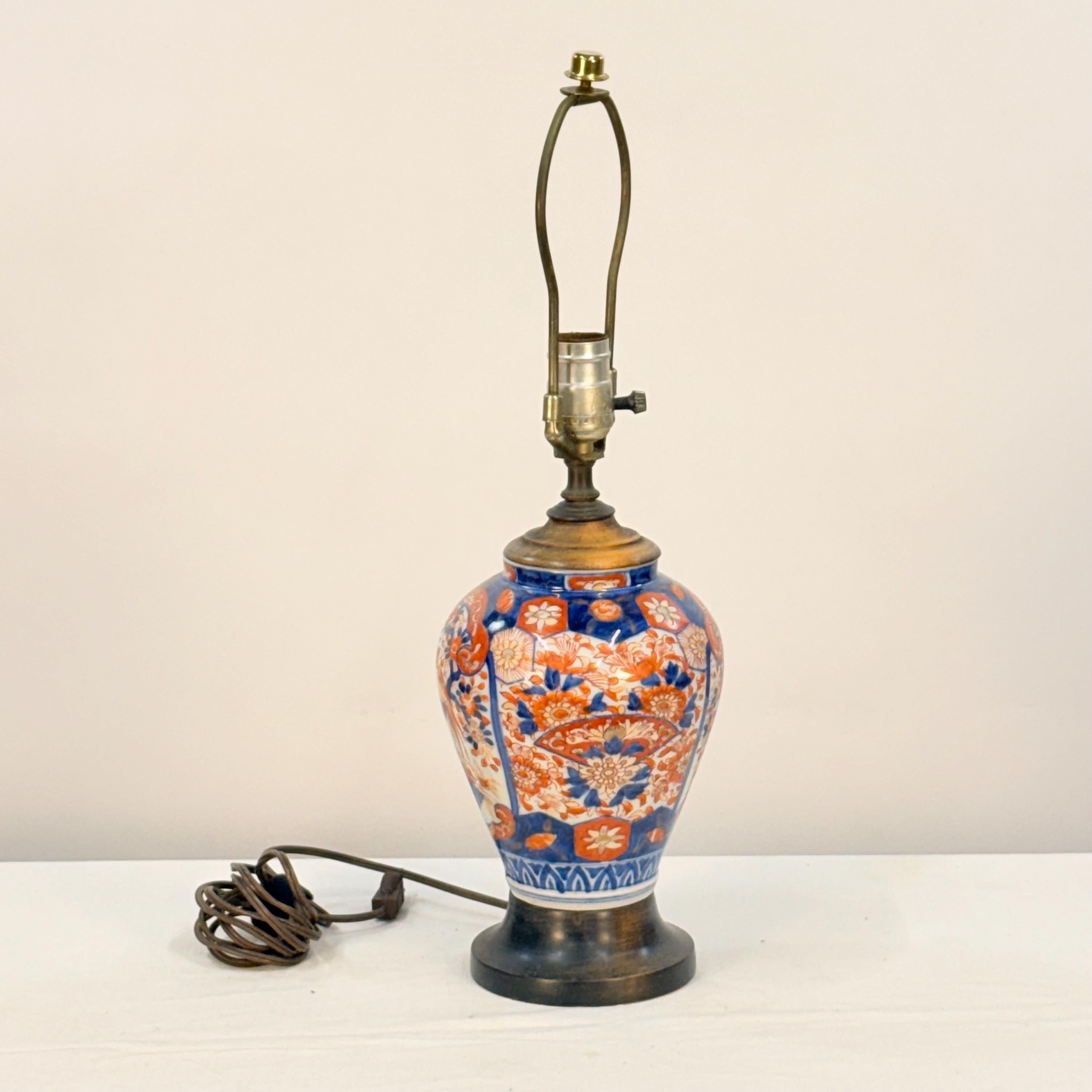 Blue and Orange Vintage Imari Ginger Jar Lamp, Patterned Decorative Home Decor Lamp, Chinoiserie Traditional Vintage Lamp