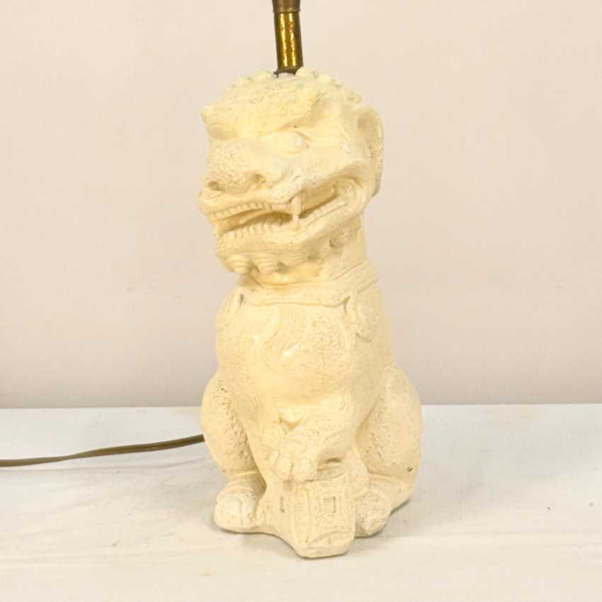 Vintage Chinese Foo Dog Lamp