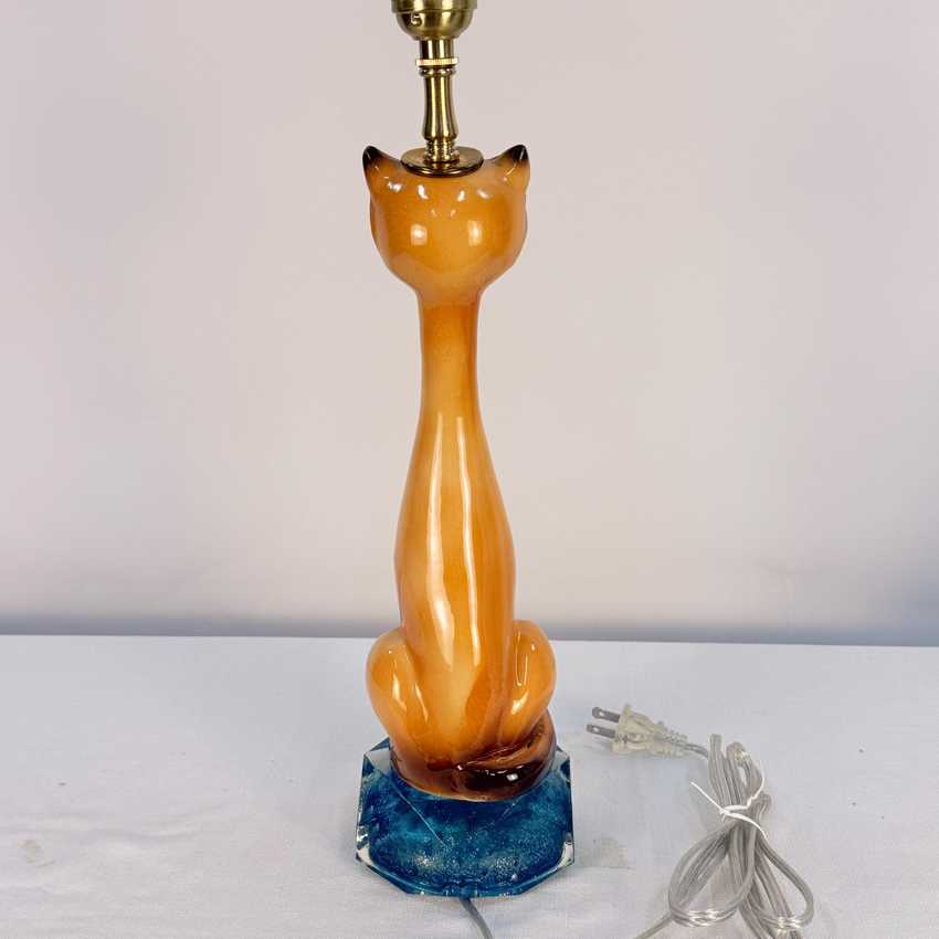 Whimsical Decorative Siamese Cat Lamp