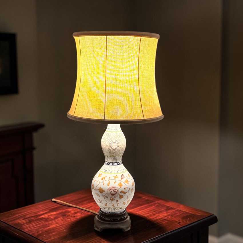 Vintage Chinese Handmade Gourd Lamp, Unique Double Gourd Table Lamp, Boho Asian Accent Lamp