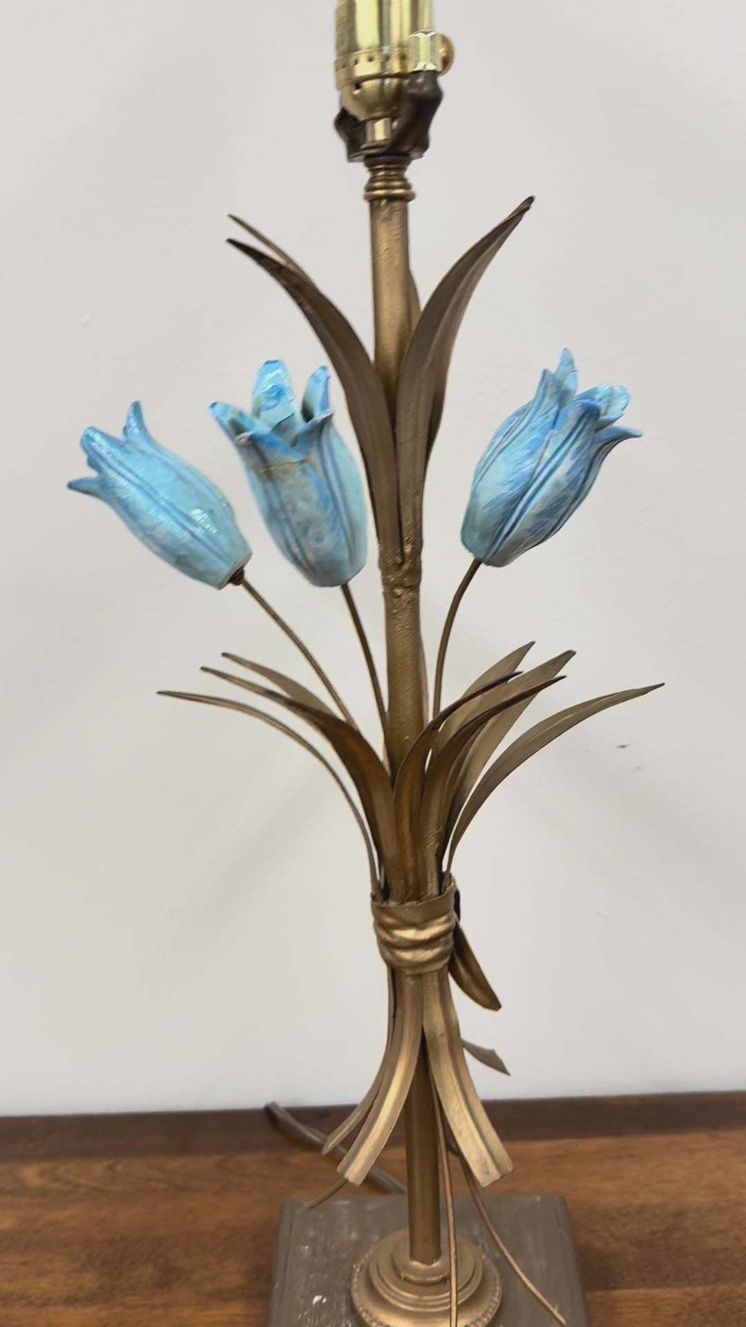 Tulip Bouquet Lamp