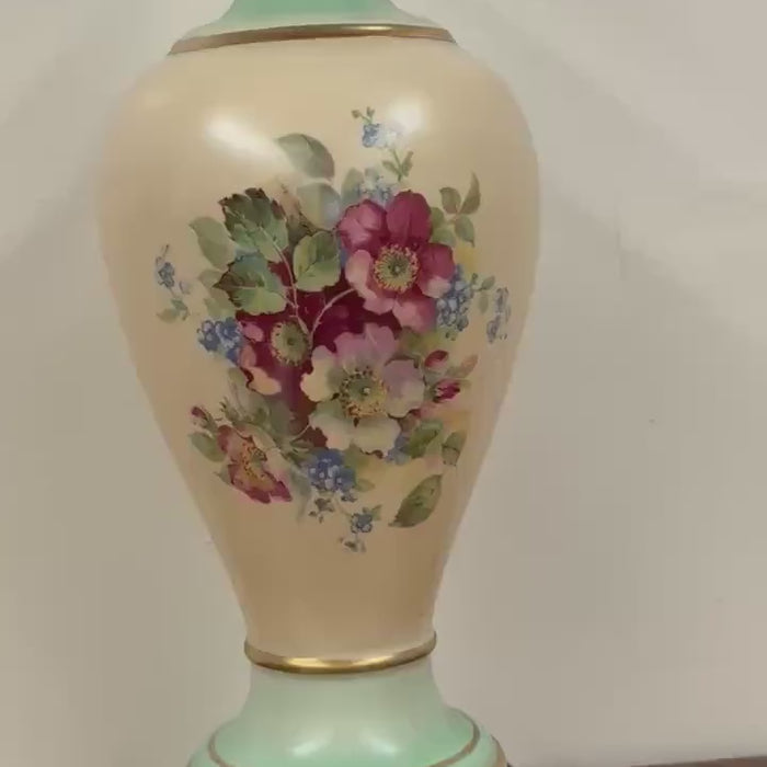 Vintage ceramic Floral Bouquet Lamp, Home Decor Lamp, Table Accent Vintage Lamp
